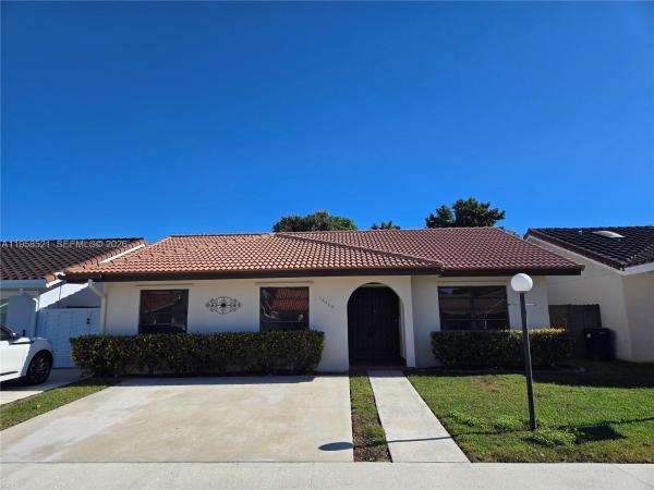 14464 SW 96th Ter, Unincorporated Dade County, Florida 33186, image 1