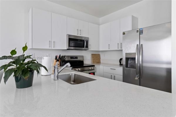 760 SE 13th Ct, Homestead, Florida 33034, image 1