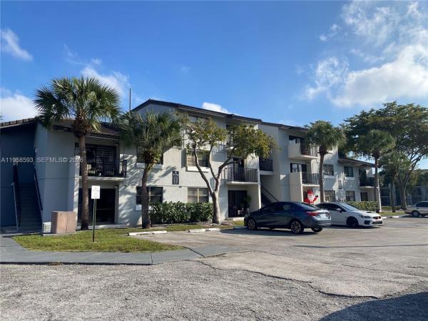 Villa Bellini, 7175 NW 179th St #302, Hialeah, Florida 33015, image 1