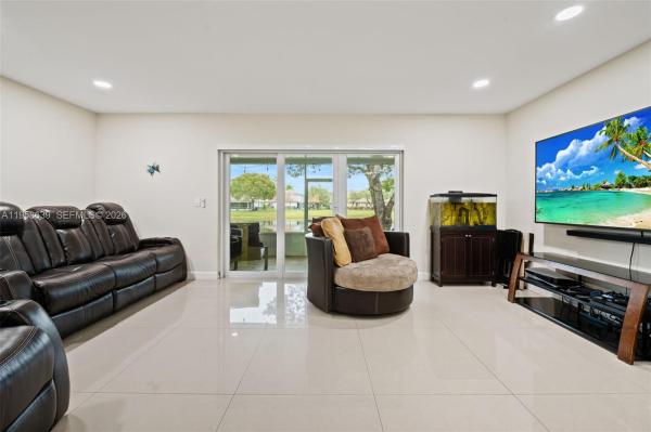 Malibu Bay, 20877 NW 4th St, Pembroke Pines, Florida 33029, image 2