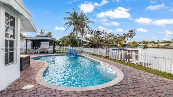 Palm-Aire Village, 3371 NW 67th St, Fort Lauderdale, Florida 33309, image 1