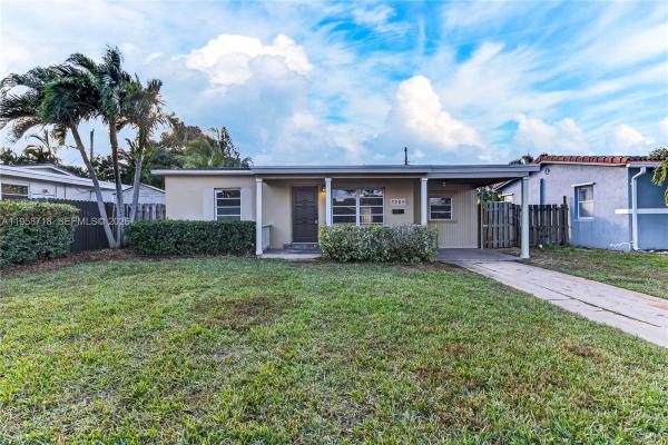 North Andrews Terrace, 5265 NE 1st Ter, Oakland Park, Florida 33334, image 1