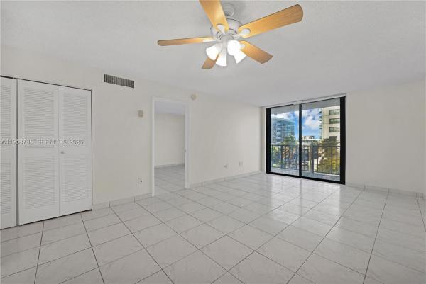Windwood, 16751 NE 9th Ave #410, North Miami Beach, Florida 33162, image 3