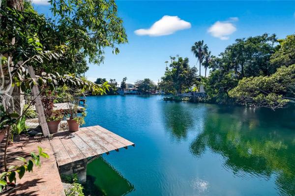 Lake Orleans, 1594 W 73rd St, Hialeah, Florida 33014, image 1