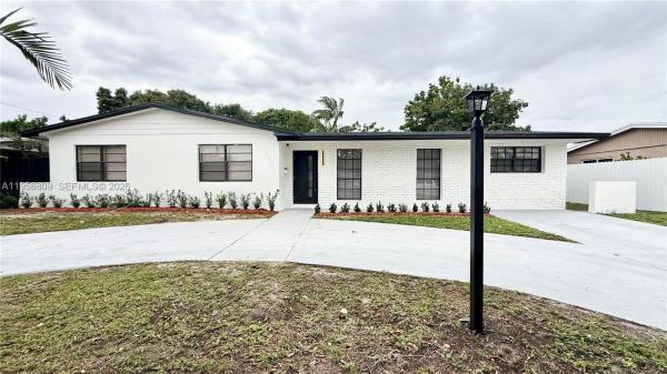 Ives Estates Residential, 19732 NE 12th Pl, Ives Estates, Florida 33179, image 2