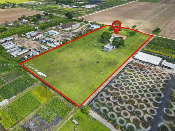 Goulds No HOA, 21320 SW 224th St, Goulds, Florida 33170, image 2