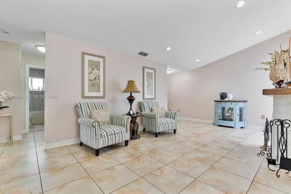 Lakes Of Palm Springs, 16834 NW 70th Ave, Country Club, Florida 33015, image 3