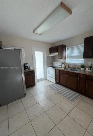 2220 SW 46th Ct #1-2, Dania Beach, Florida 33312, image 1
