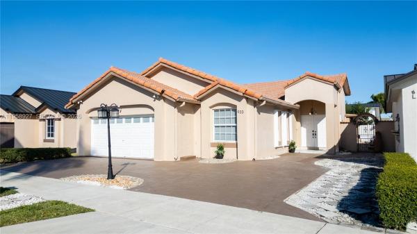 933 NW 133rd Ct, Unincorporated Dade County, Florida 33182, image 1