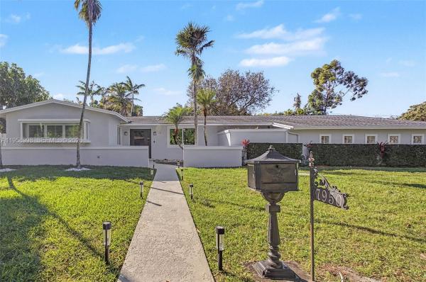 Garden Groves, 7950 SW 161st St, Palmetto Bay, Florida 33157, image 1