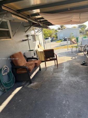 Floral Heights, 1913 SW Gardenia Rd, Fort Lauderdale, Florida 33317, image 2
