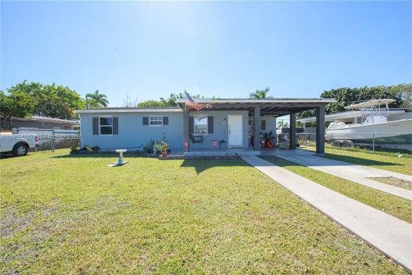 Sky Vista, 1560 NE 11th St, Homestead, Florida 33033, image 1