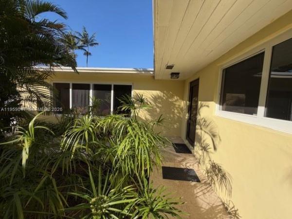 Twin Lakes Manor, 6331 SW 62nd Ter, South Miami, Florida 33143, image 2