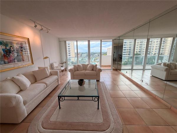 The Pavilion, 5601 Collins Ave #720, Miami Beach, Florida 33140, image 2