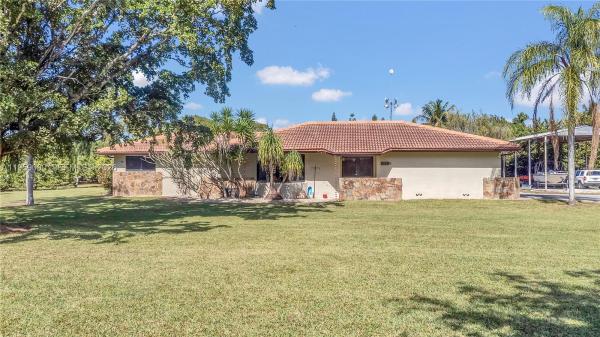 19225 SW 186th St, Unincorporated Dade County, Florida 33187, image 1