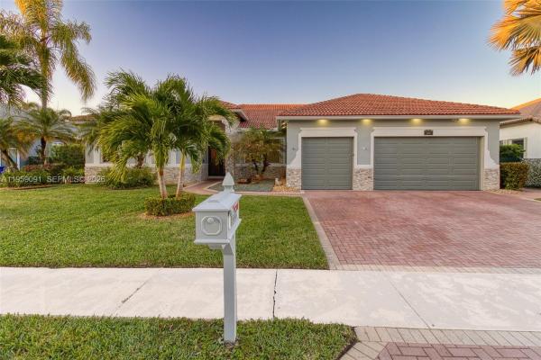 Pasadena Estates At Pembroke Shores, 15959 SW 6th St, Pembroke Pines, Florida 33027, image 1