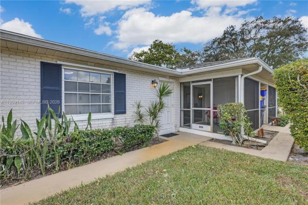 Limetree, 10115 44th Way S, Boynton Beach, Florida 33436, image 1