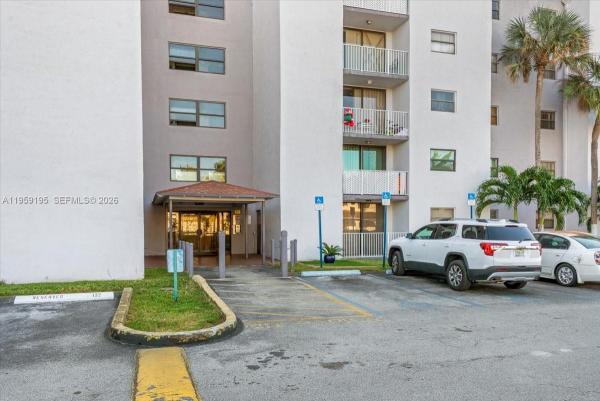 Fontainebleau Gardens, 8075 NW 7th St #120, Fountainebleau, Florida 33126, image 1