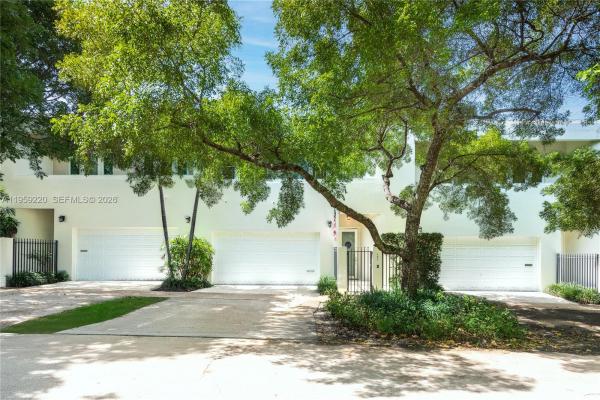 Segovia Street Village, 602 Malaga Ave #B, Coral Gables, Florida 33134, image 3