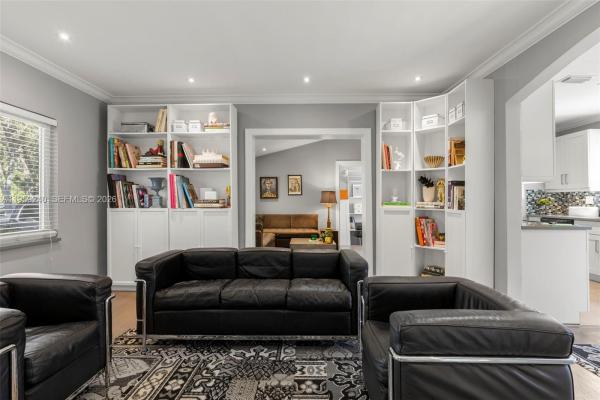 Odell Manors, 9301 NW 2nd Pl, Miami Shores, Florida 33150, image 3