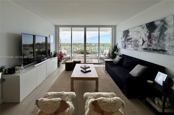 5600 Collins, 5600 Collins Ave #8P, Miami Beach, Florida 33140, image 1