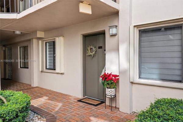 8540 SW 133rd Avenue Rd #112, Unincorporated Dade County, Florida 33183, image 1