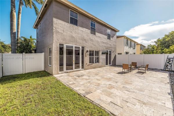 Dimensions, 20709 NW 1st St, Pembroke Pines, Florida 33029, image 1