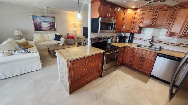 Ventnor, 4072 Ventnor P, Deerfield Beach, Florida 33442, image 1