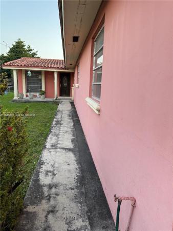 Debbie, 3000 NW 13th St, Miami, Florida 33125, image 3