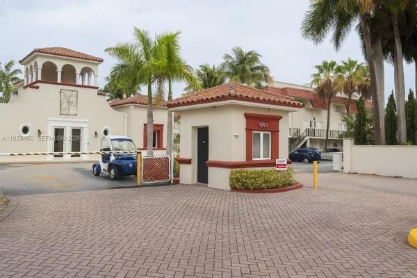 Villas Of Pinecrest, 6707 N Kendall Dr #115, Pinecrest, Florida 33156, image 1