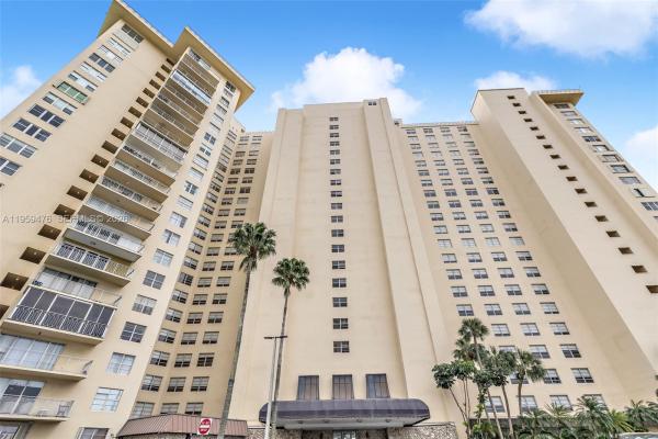 11111 Biscayne Blvd #1G, Unincorporated Dade County, Florida 33181, image 1