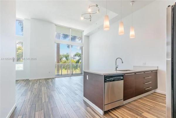 Quantum On The Bay, 1900 N Bayshore Dr #506, Miami, Florida 33132, image 2