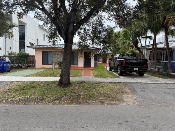 The Pines, 3050 SW 26th St, Miami, Florida 33133, image 1