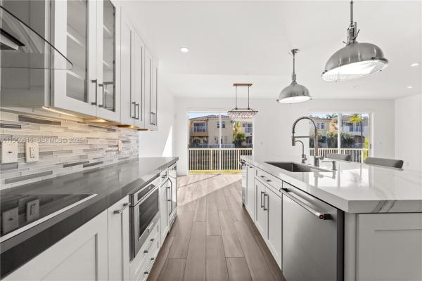 Aventura Lakes, 3110 NE 210th Ter, Aventura, Florida 33180, image 1