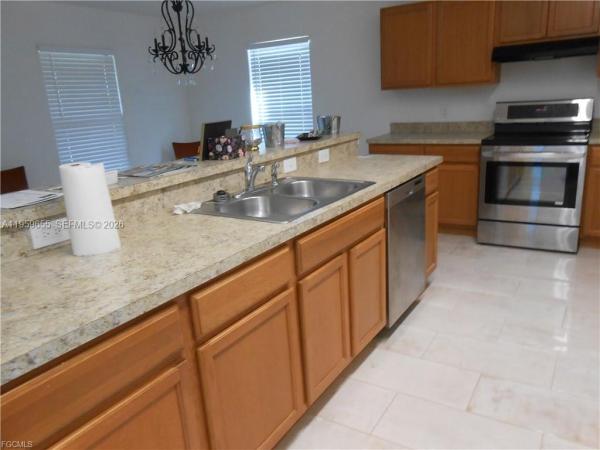 Shadow Lakes, 154 Shadowview Ct, Lehigh Acres, Florida 33974, image 3