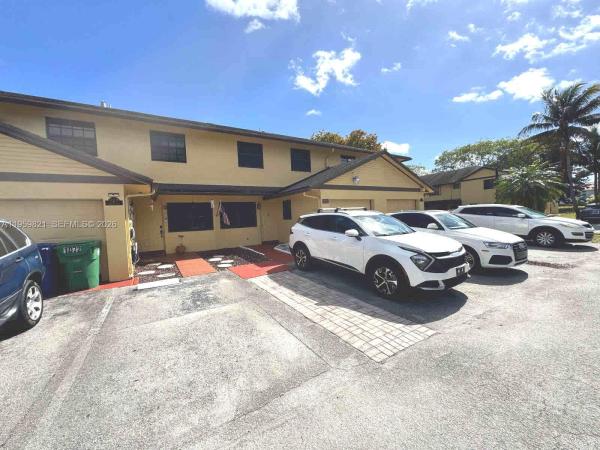 1074 NE 210th Ter, Unincorporated Dade County, Florida 33179, image 1