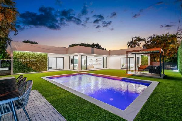 Bay Heights, 85 W Shore Dr W, Miami, Florida 33133, image 3