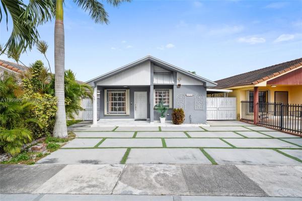 Alameda Jardins, 2755 W 74th St, Hialeah, Florida 33016, image 1