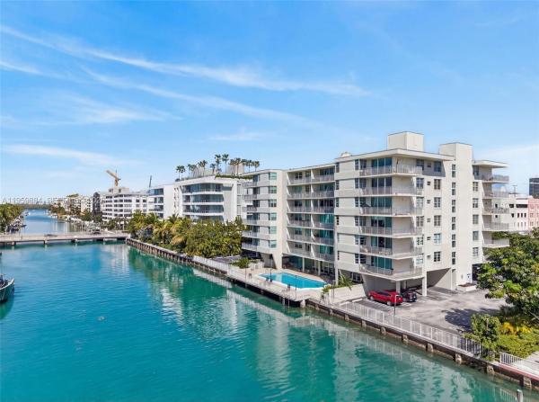 St Regis, 9500 W Bay Harbor Dr #2H, Bay Harbor Islands, Florida 33154, image 1