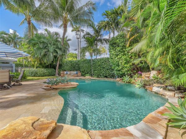 Hollywood Lakes, 1023 Polk St, Hollywood, Florida 33019, image 3