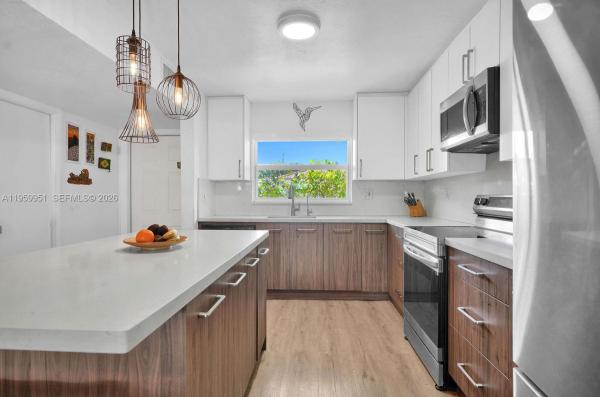 2149 NE 122nd St, North Miami, Florida 33181, image 1