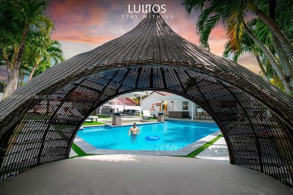 3500 SW 111th Ave, Unincorporated Dade County, Florida 33165, image 1