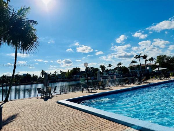 De Soto Park South, 851 Three Islands Blvd #210, Hallandale Beach, Florida 33009, image 1