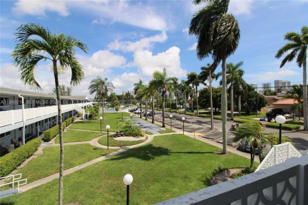 Pasadena Garden, 600 Layne Blvd #212, Hallandale Beach, Florida 33009, image 2