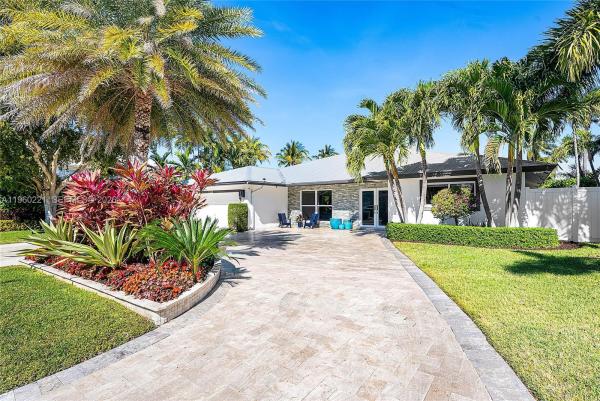 Lake Placid, 2809 NE 32nd St, Lighthouse Point, Florida 33064, image 2