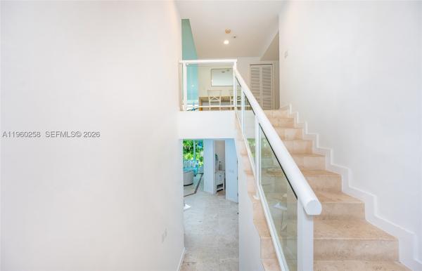 Biscayne Key Estates, 650 Curtiswood Dr, Key Biscayne, Florida 33149, image 1