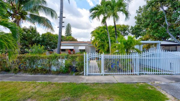 North Miami Beach No HOA, 15700 NE 15th Pl, North Miami Beach, Florida 33162, image 3
