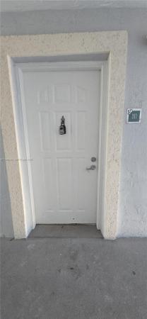 Le Club At Old Cutler, 8540 SW 212th St #207, Cutler Bay, Florida 33189, image 2