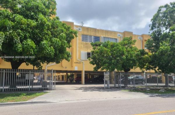 St Andrews Court, 1555 W 44th Pl #305, Hialeah, Florida 33012, image 1