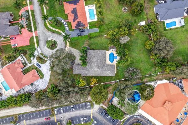 Shenandoah, 13801 Alexandria Ct, Davie, Florida 33325, image 3